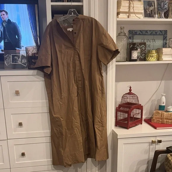 Banana Republic Brown Maxi Dress - Picture 1 of 5